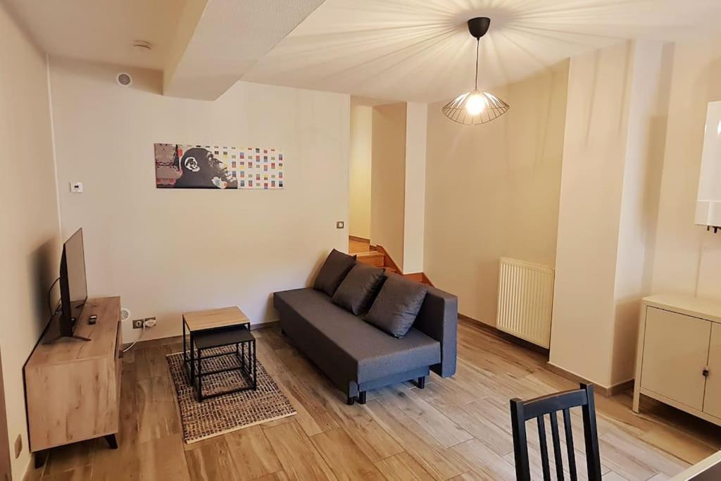 Le 56 Faubourg - Proche Centre - Parking Gratuit Apartman Beaune  Kültér fotó